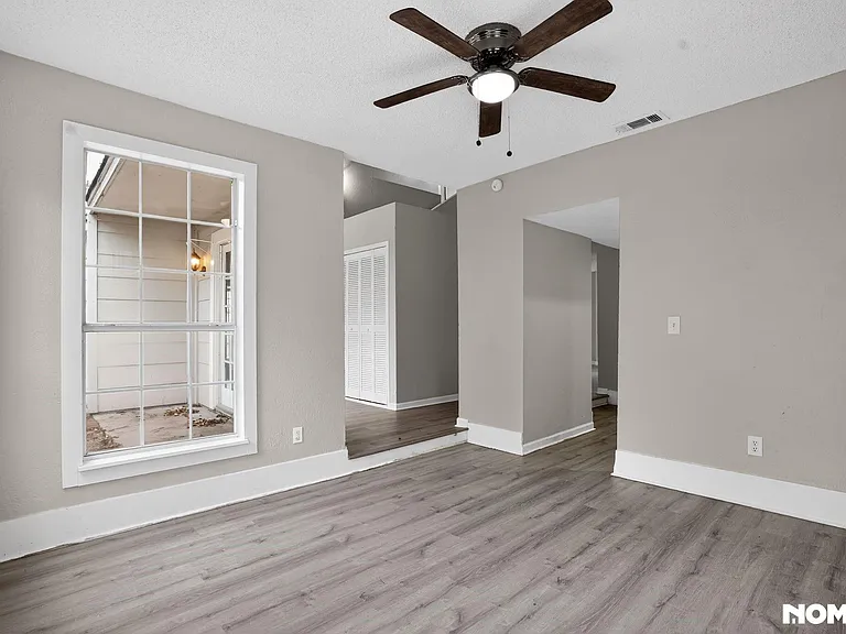 17805 Villa Way Dr — Photo 9