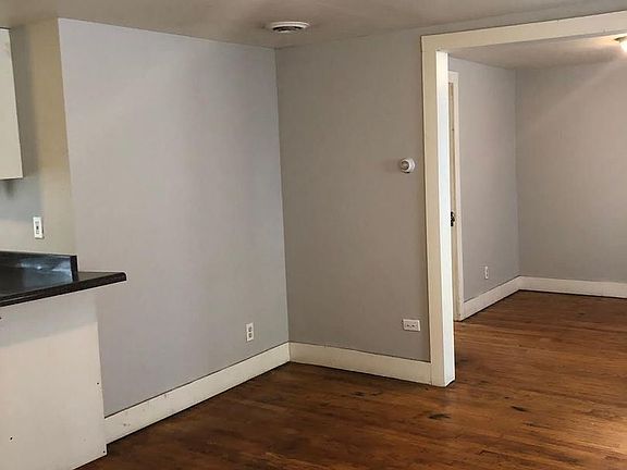 5th image of 411 N 49th St #1/2
