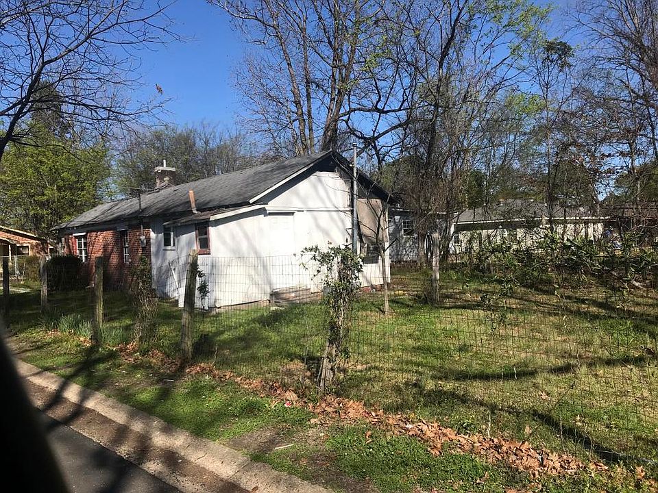 2nd image of 1504 22nd St N
