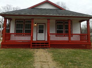 11 E Main St, Spring Valley, OH 45370