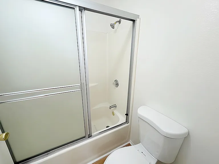 3963 Melrose Ave #1 — Photo 12