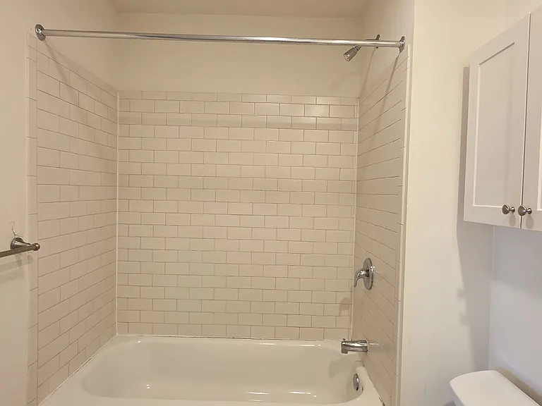 314-22 Walnut St #503 — Photo 23