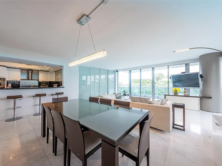 9401 Collins Ave #403 — Photo 7