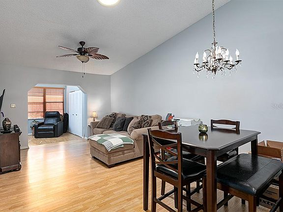 3rd image of 225 Homewood Ave #225