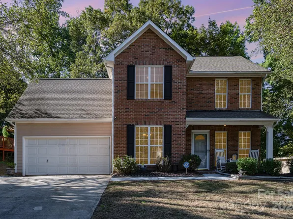 11333 Astoria Dr, Charlotte, NC 28262