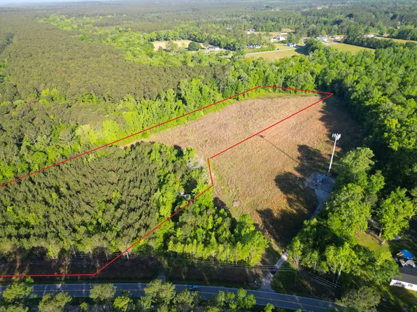 1162 Carter Rd, Ridgeville, SC 29472