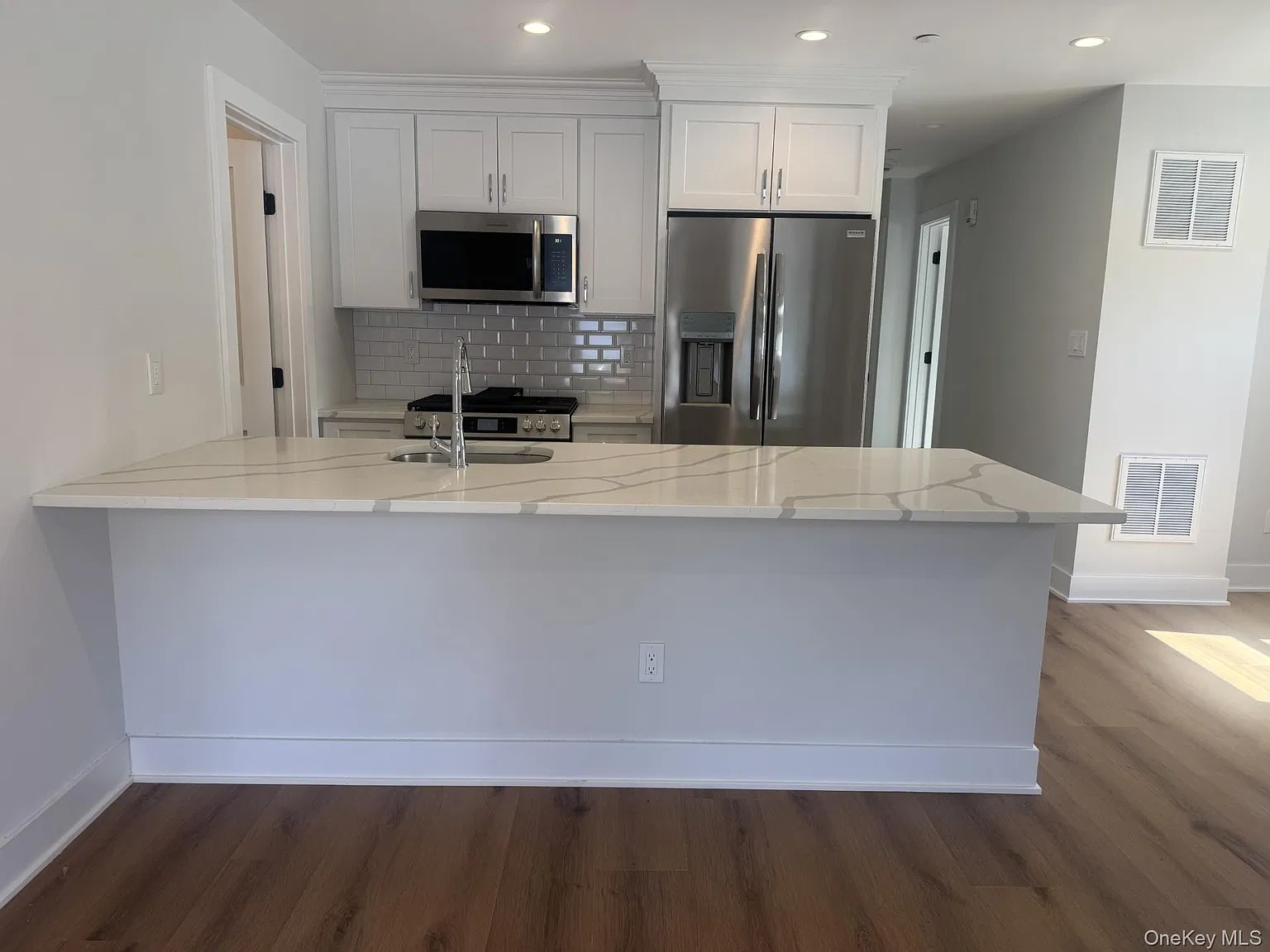 161 Union Ave — Photo 4