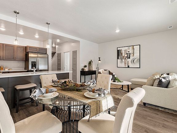 2nd image of 1570 Birkdale Ln #1558