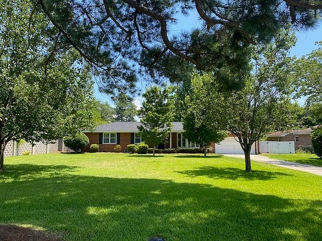 1st image of 230 Stephens Rd