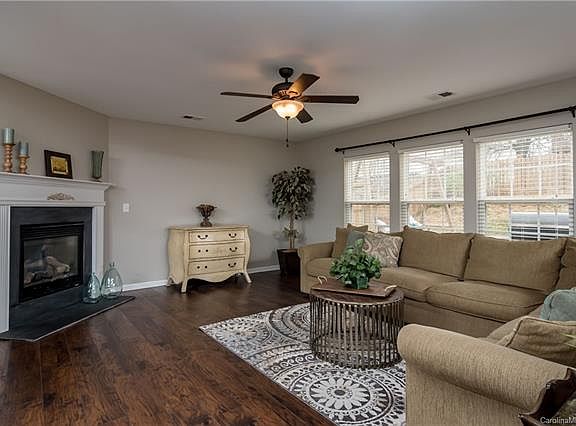 4th image of 209 Lylic Woods Dr