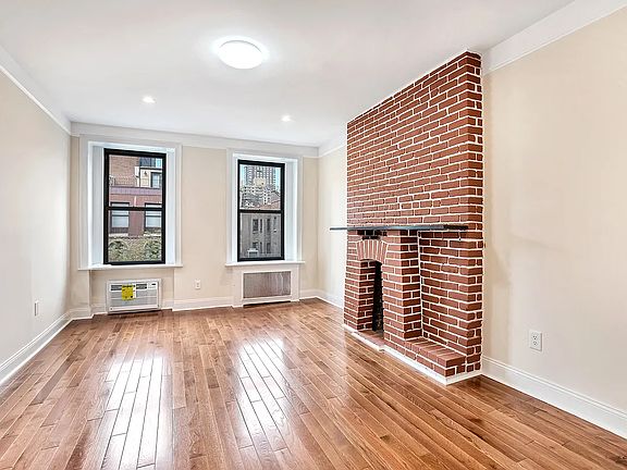 4th image of 314 E 83rd St #5