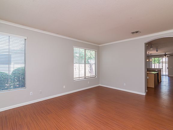3rd image of 3464 E Linda Ln