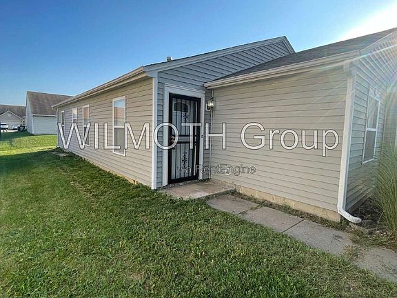 2nd image of 1416 Dowell St