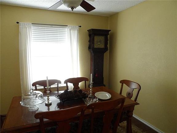 3rd image of 1803 Waterwood Dr