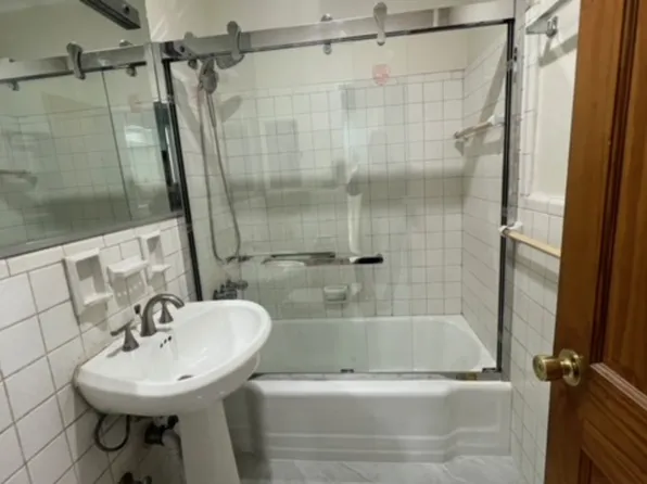 390 Rugby Road image 8 of 29