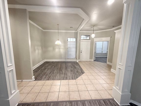 5th image of 10616 NW 40th Ter