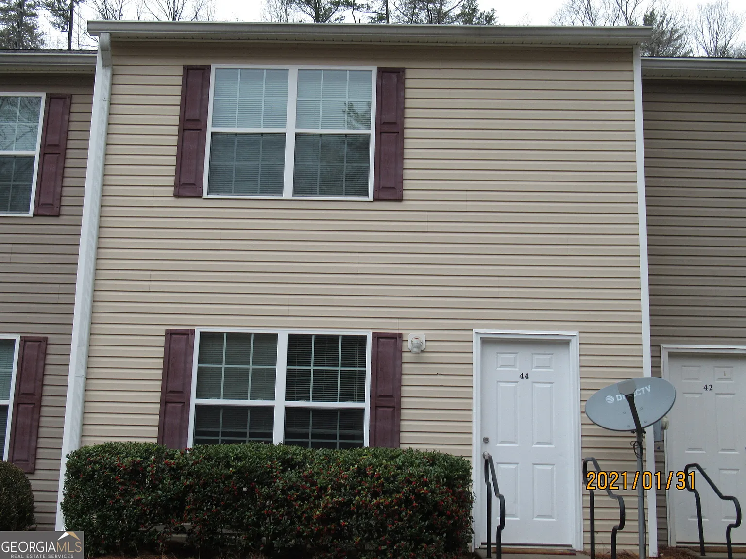 2 bed, 2.5 bath, 1224 sqft, $1,500 — Photo 2
