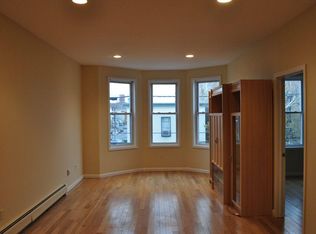 563 35th St #1, Union City, NJ 07087