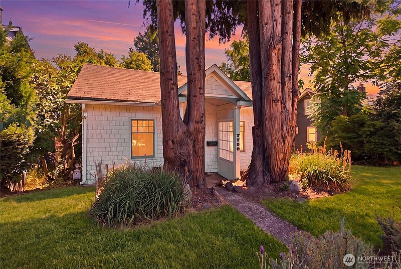 3rd image of 7730 17th Avenue NE