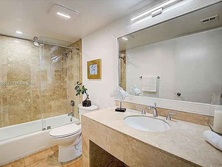 101 E Crandon Blvd #276 — Photo 27
