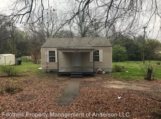 1609 Meadowbrook Cir, Anderson, SC 29624