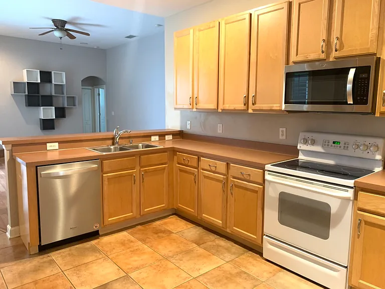 251 Via Siena Ln — Photo 8
