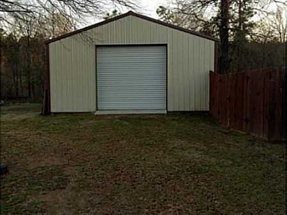 4th image of 129 Lone Oak Dr