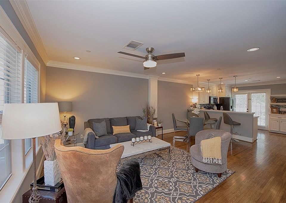 1st image of 1621 Heights Blvd APT 6