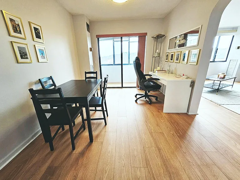 1731 Beacon St #521 — Photo 8