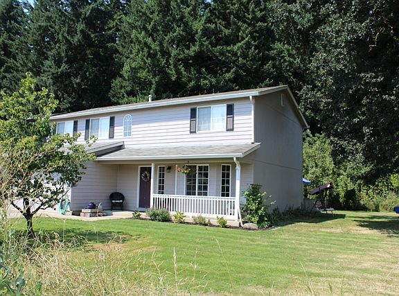 3rd image of 16526 NE 82nd St