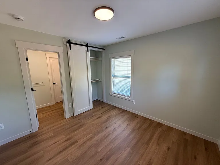 805 Boxwood Ln SE — Photo 13