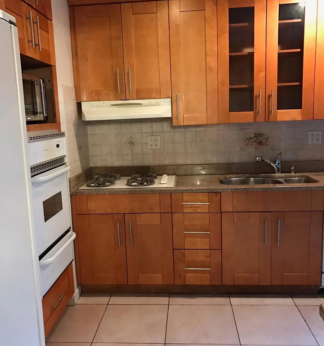 5 bed, 2338 sqft, $2,995 — Photo 4