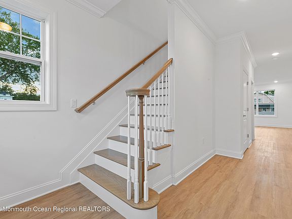 3rd image of 221 Brighton Avenue #203