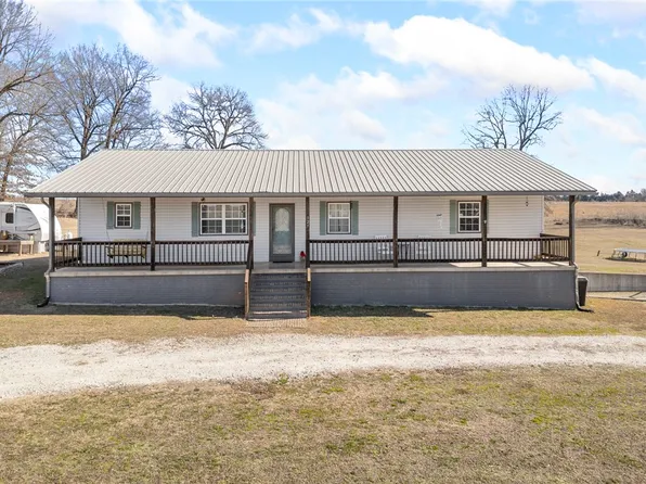 127 Walnut Ln, Western Grove, AR 72685