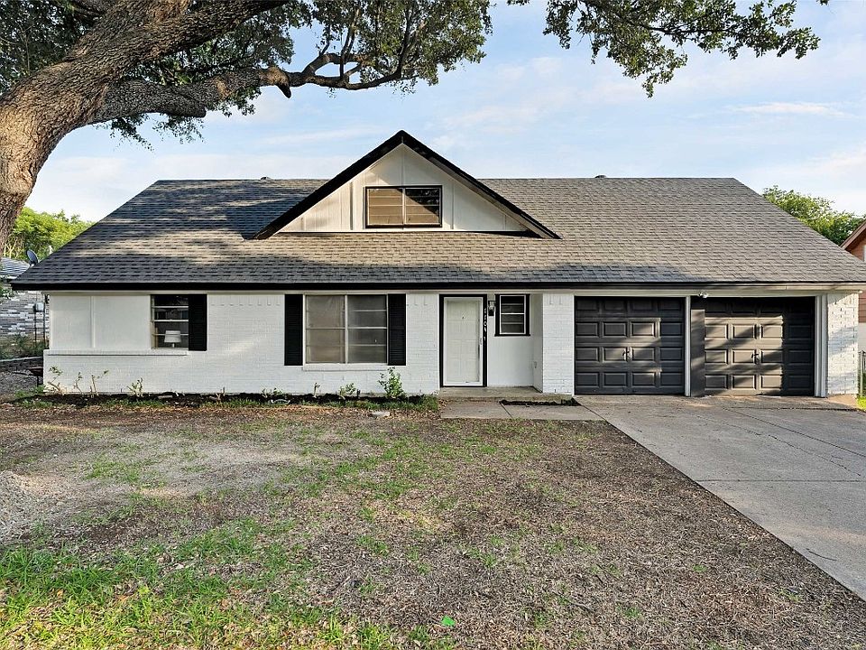 1st image of 1104 Rosewood Ln