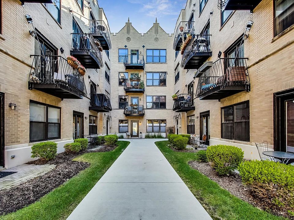 1st image of 4438 N Damen Ave APT 4E