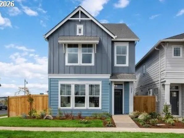 8568 SE Crabapple St, Hillsboro, OR 97123