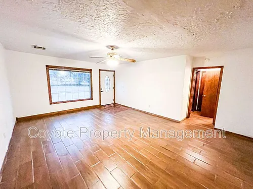501 N Main St #2 Photo 1