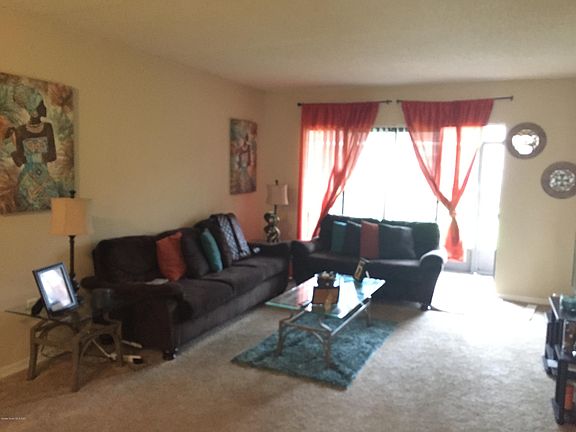 5th image of 1073 Ellen Ct Unit 1073