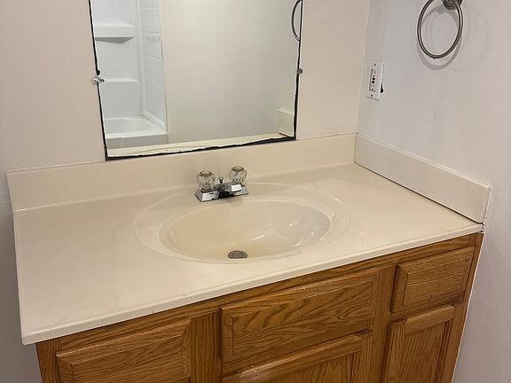 5th image of 1037 Margaret Pl NW