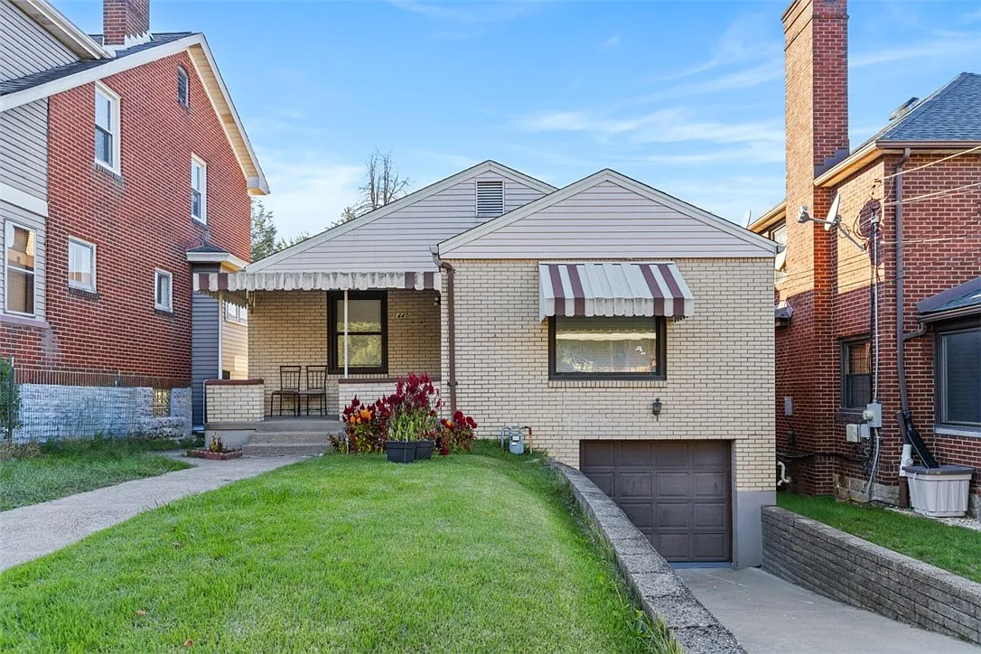 1440 Swantek St photo 1