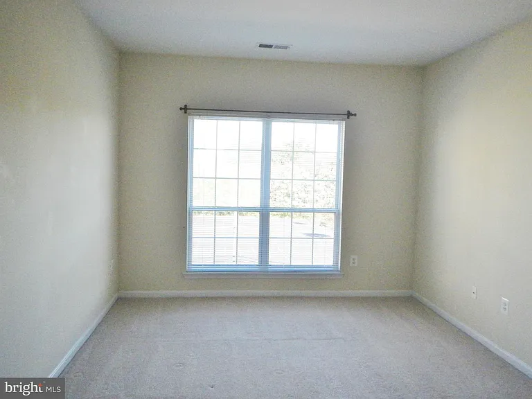 4850 Eisenhower Ave #425 — Photo 8