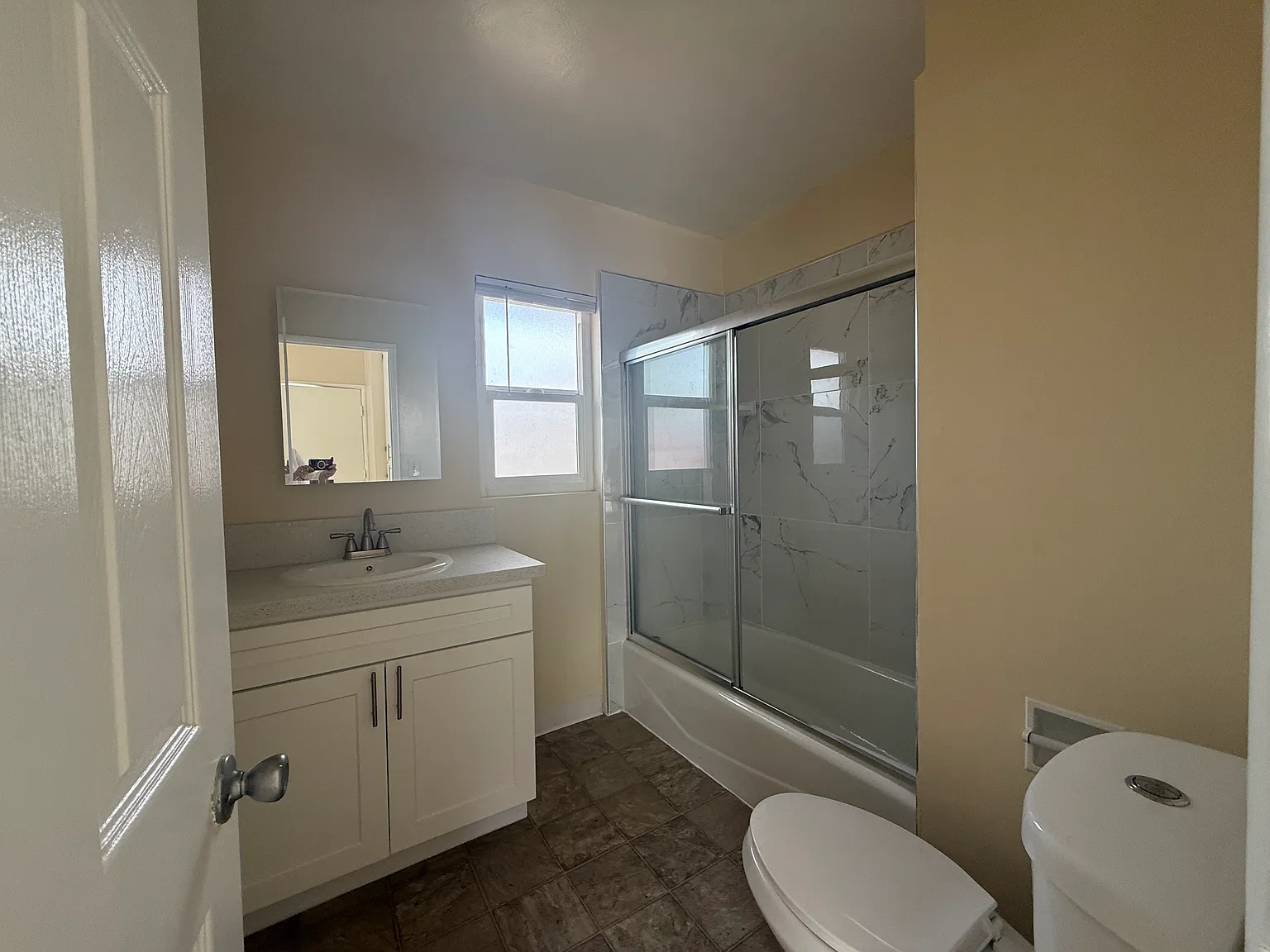 Studio, 500 sqft, $1,695 — Photo 3