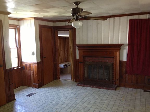 2nd image of 301 S Tillery St
