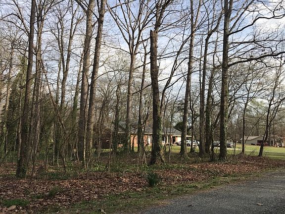 3rd image of 2957 Lake Dr #2949