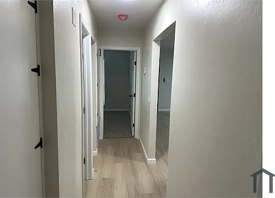 3 bed, 1032 sqft, $1,400 — Photo 3