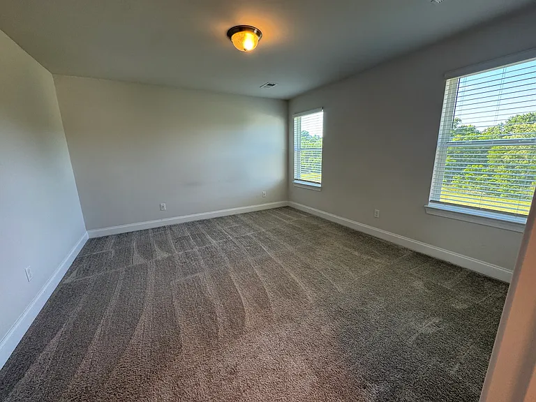 958 Oak Ridge Ln #958 — Photo 16