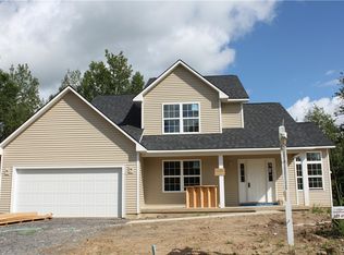 3413 Tall Tree Ln, Baldwinsville, NY 13027