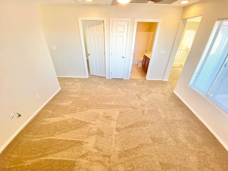8569 Rhamus Ct — Photo 11