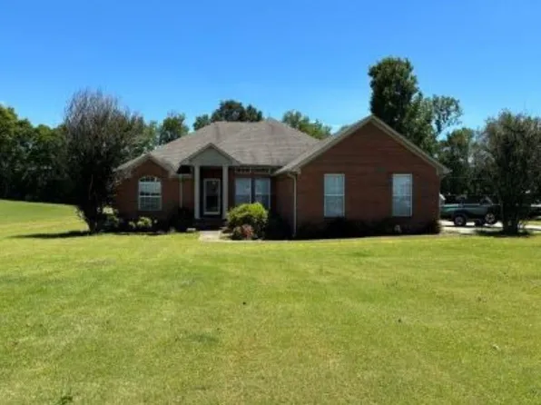 35 Malibu Ln, Killen, AL 35645